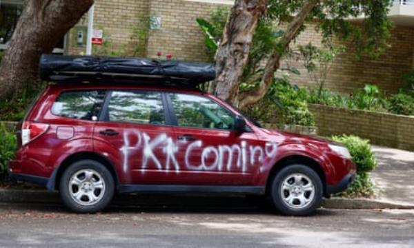 A vandalised car in Wellington Street, Woollahra