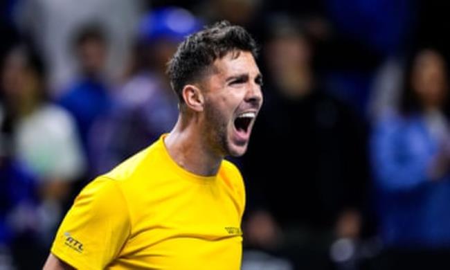 Thanasi Kokkinakis celebrate