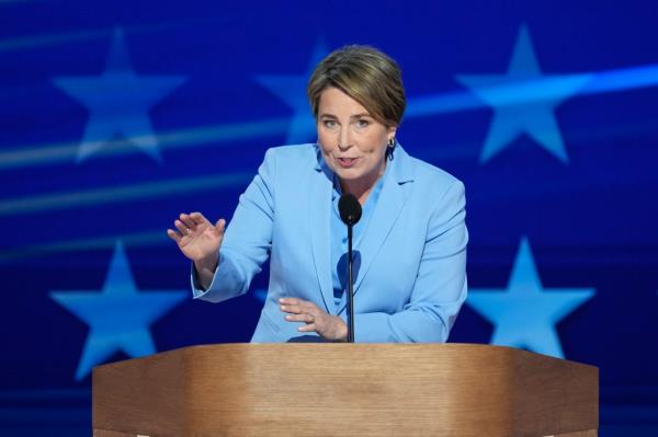 Massachusetts Gov. Maura Healey speaks during the final day of the  DNC in Chicago on Aug. 22, 2024.